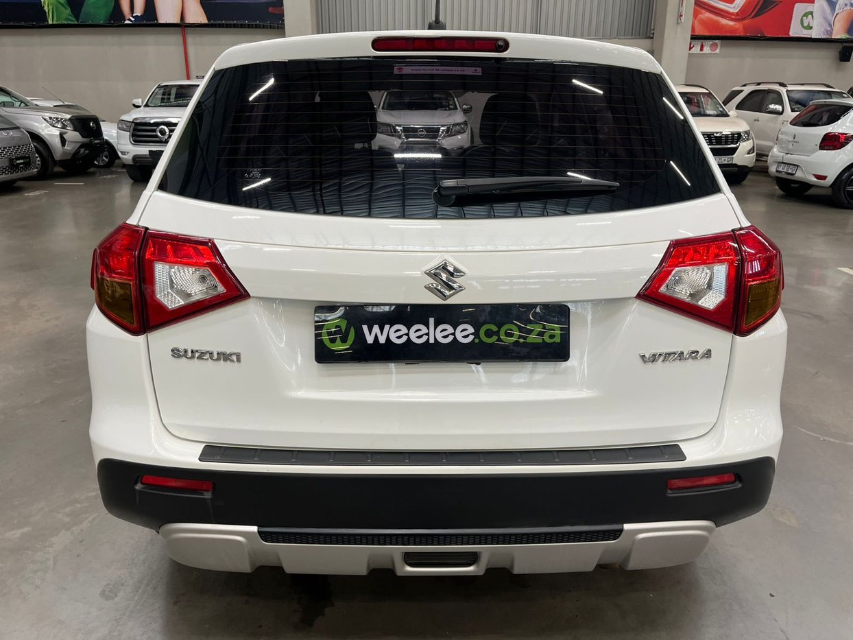 2016 Suzuki Vitara 1.6 GL Q2FyTGlzdGluZzo1Nzk4NTQ R169500 | Avo Auto